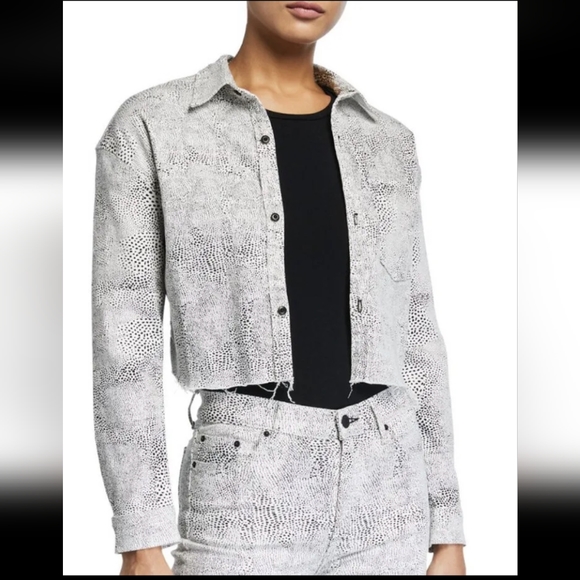 GRLFRND Christy Snow Leopard Stretch Crop Raw Hem Denim Jacket size M - Picture 1 of 11